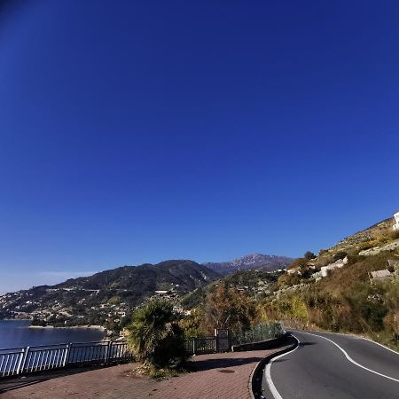 Romantic Casa Lorenzina Affittacamere Ventimiglia Exteriér fotografie