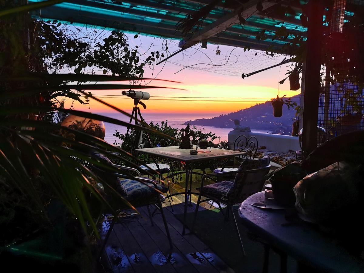 Romantic Casa Lorenzina Affittacamere Ventimiglia Exteriér fotografie