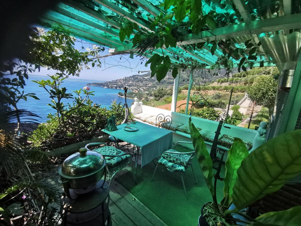 Romantic Casa Lorenzina Affittacamere Ventimiglia Exteriér fotografie