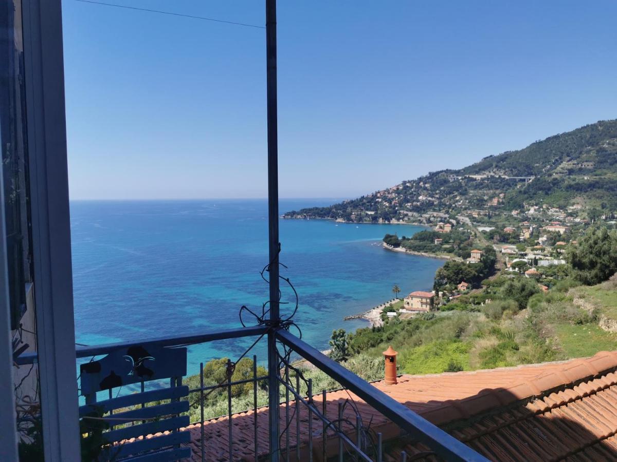 Romantic Casa Lorenzina Affittacamere Ventimiglia Exteriér fotografie