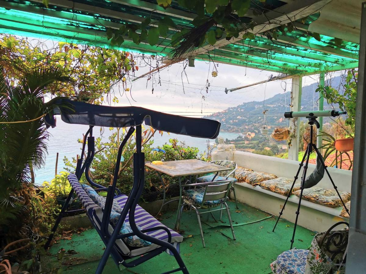 Romantic Casa Lorenzina Affittacamere Ventimiglia Exteriér fotografie