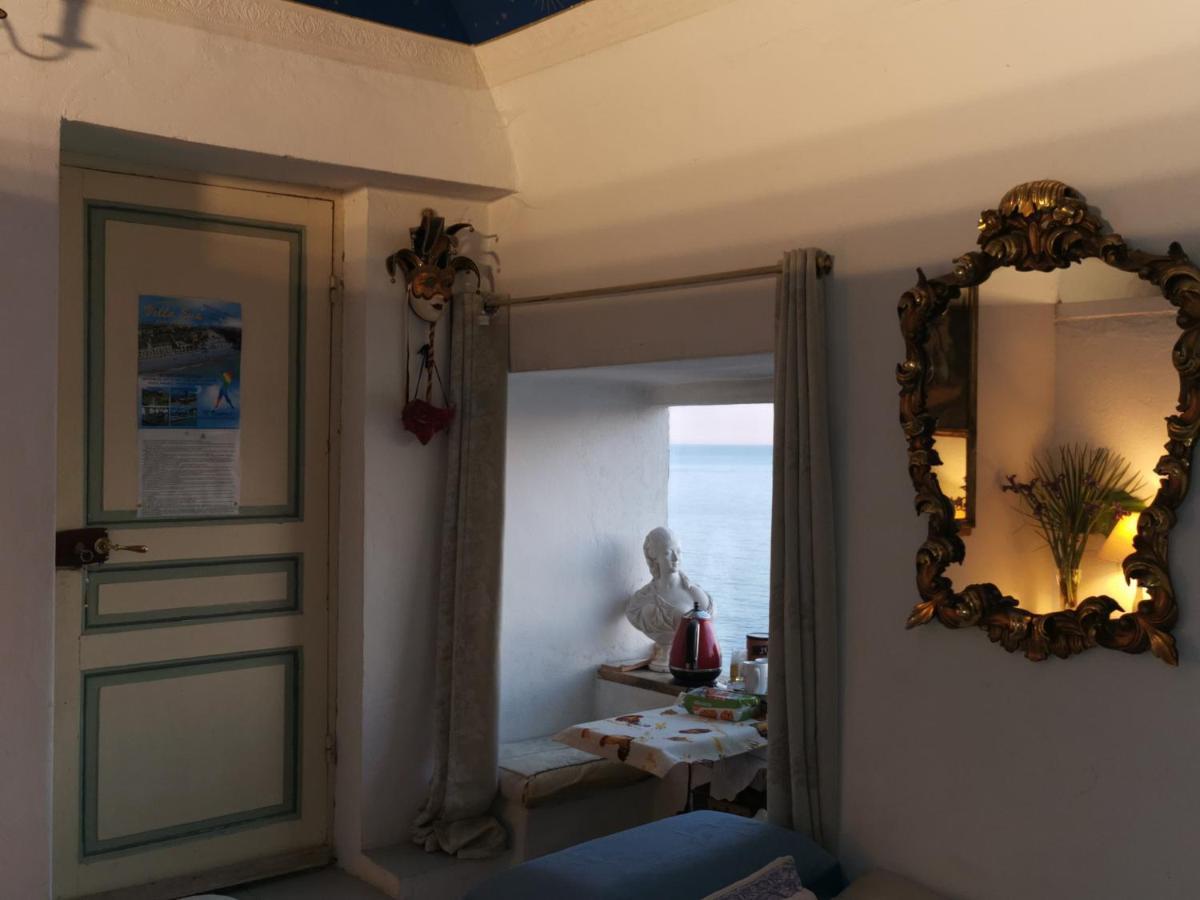 Romantic Casa Lorenzina Affittacamere Ventimiglia Exteriér fotografie