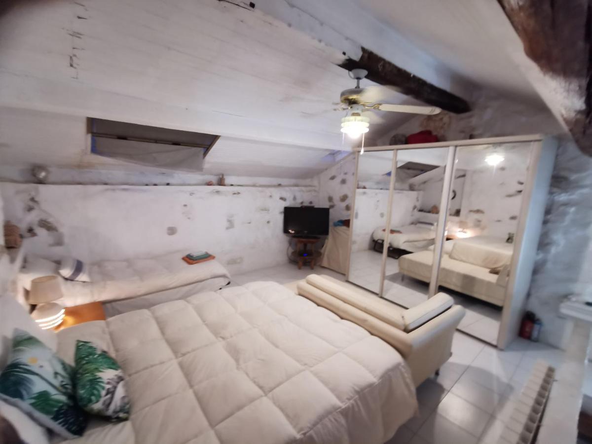 Romantic Casa Lorenzina Affittacamere Ventimiglia Exteriér fotografie