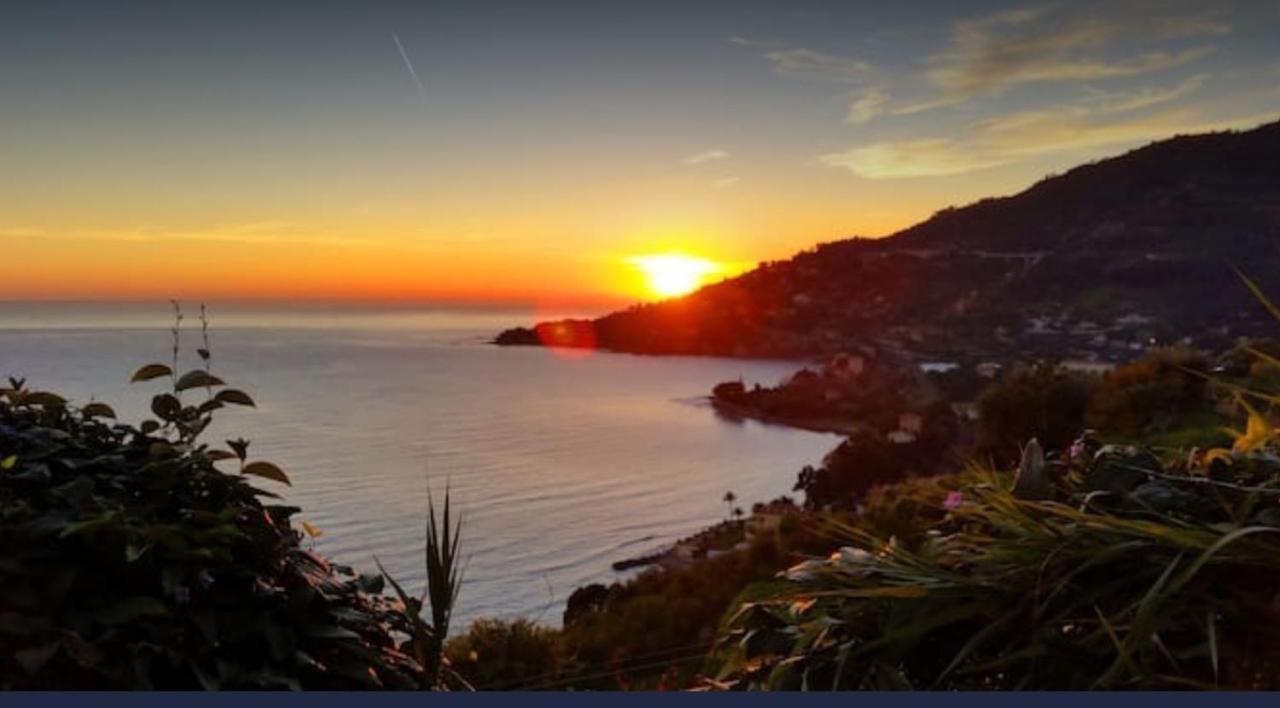 Romantic Casa Lorenzina Affittacamere Ventimiglia Exteriér fotografie